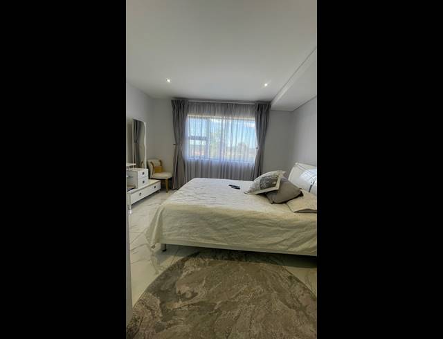 3 BEDROOM APARTMENT FOR SALE IN WINDERMERE